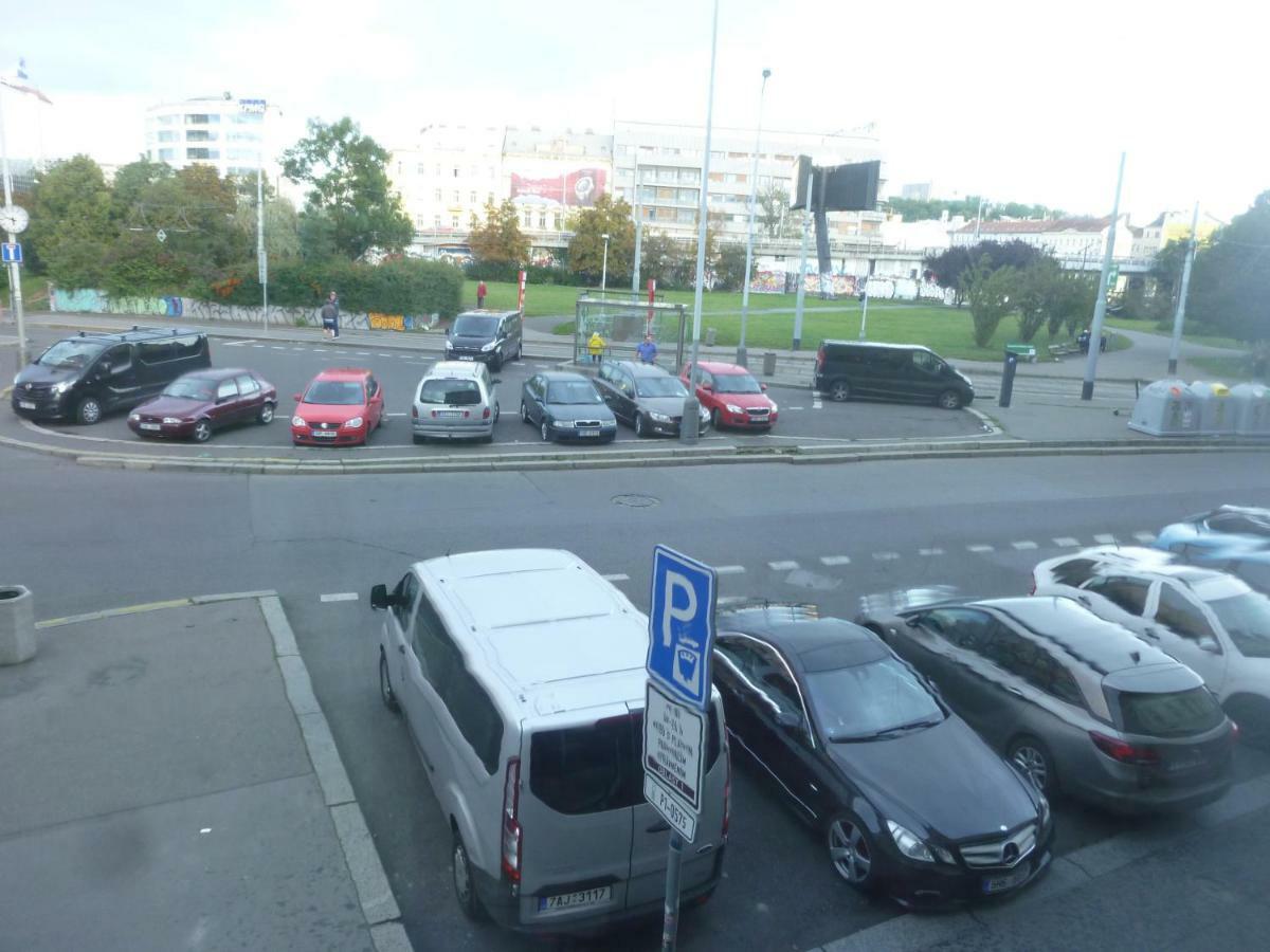 Apartman Van Ng Prague Exterior photo